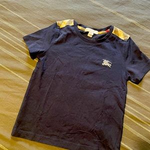 Burberry tshirt